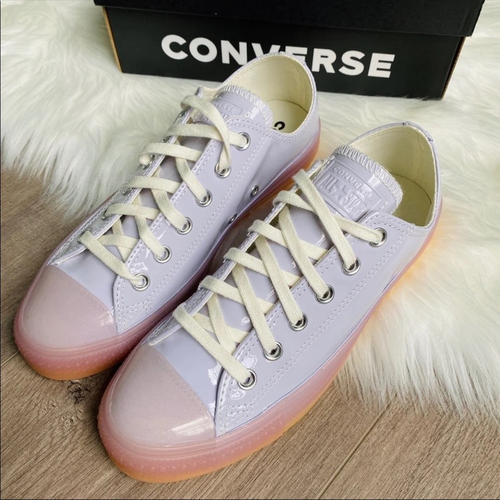 NWT Converse Chuck Taylor All Star Glow - Picture 2 of 9